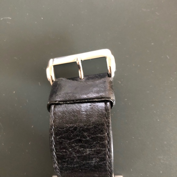 Unique Kenneth Cole watch - Picture 8 of 8